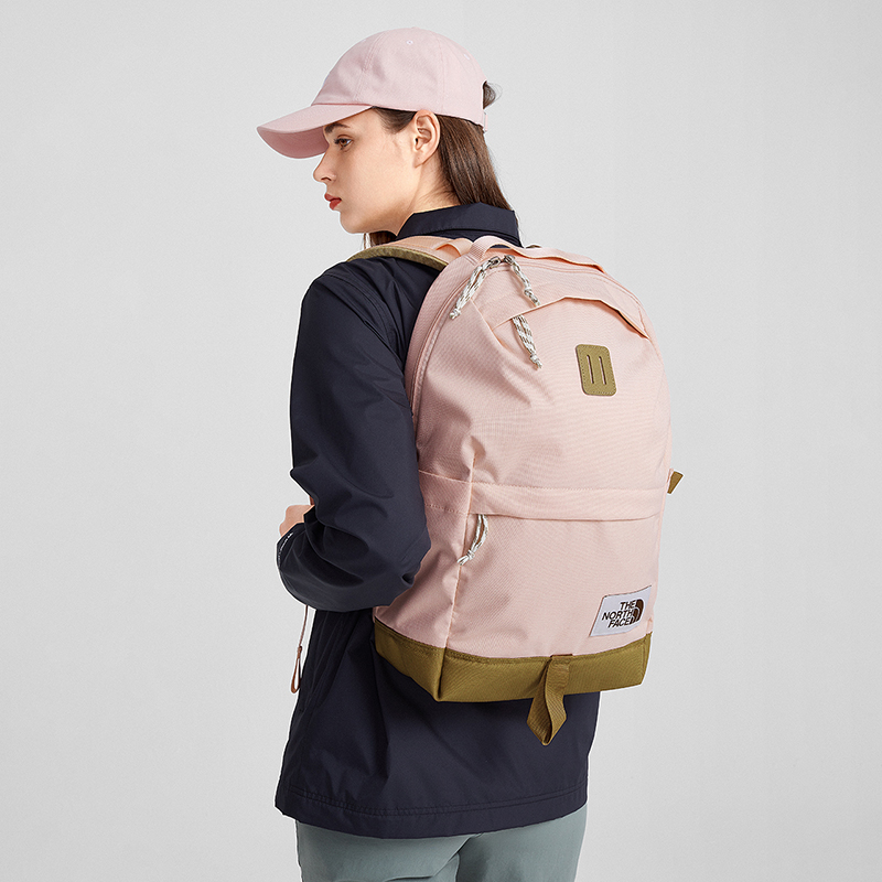 north face scrambler daypack