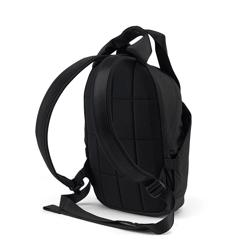 日本未入荷【The North Face】Women's Never Stop Mini Backpack Women's Never Stop Mini Backpack | The North Face Canada