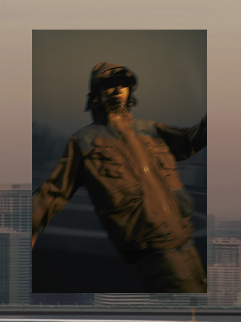 02-03.jpg